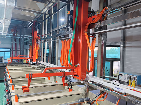 全自動單臂電鍍生產(chǎn)線