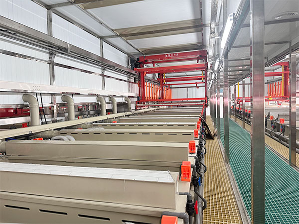 全自動(dòng)密封式氧化生產(chǎn)線 全自動(dòng)密封式氧化生產(chǎn)線